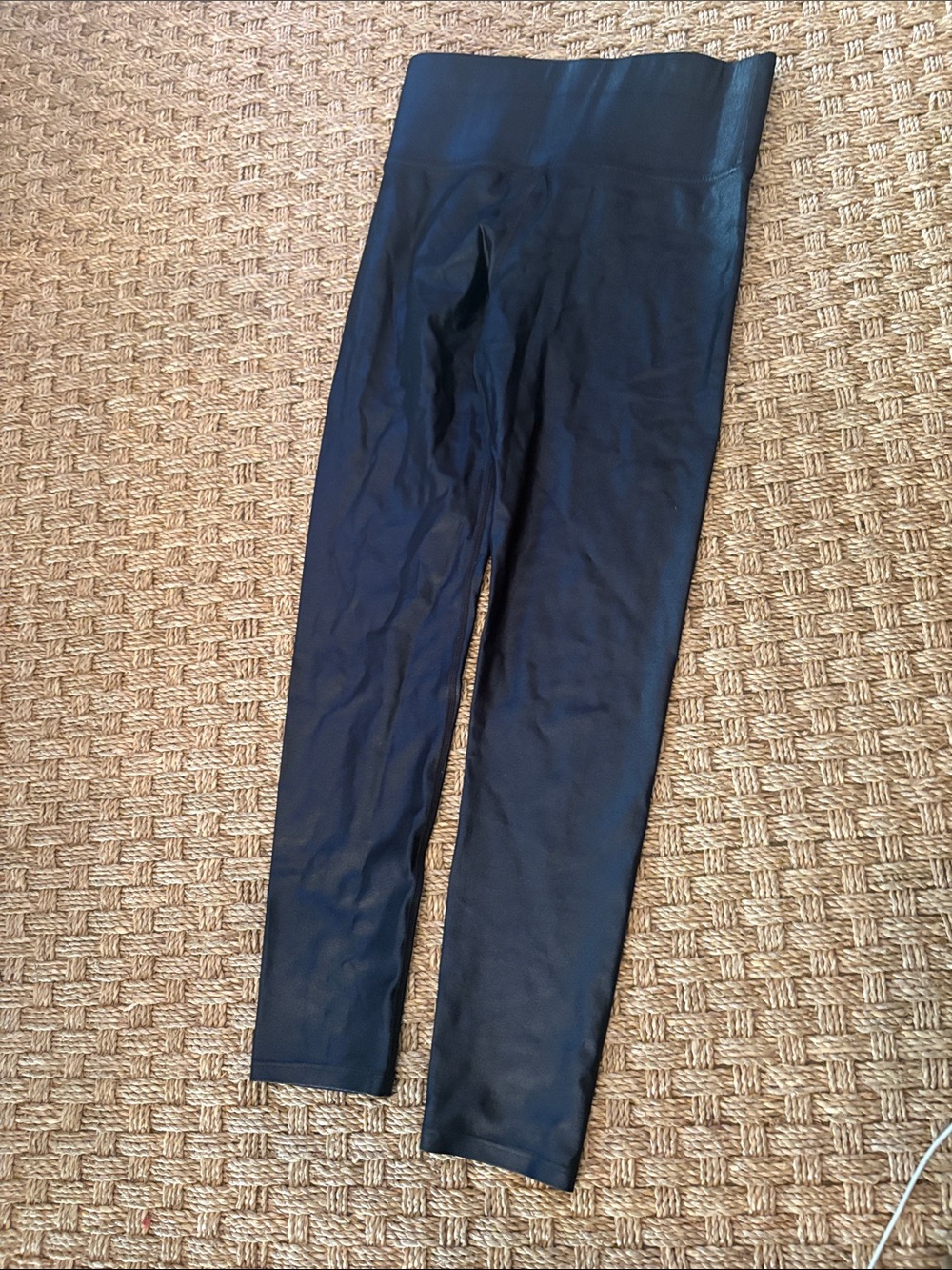 Carbon38 shiny Black High-Waist Active Leggings size small